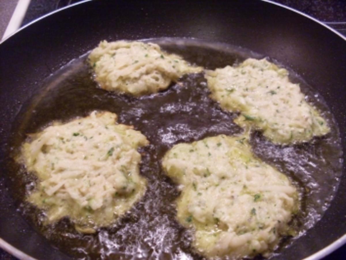 Zucchini - Kartoffel - Puffer - Rezept mit Bild - kochbar.de