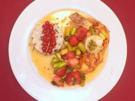 Maispoulardenbrust auf einer Soße aus Lauchzwiebeln und Erdbeeren mit Wildreis - Rezept