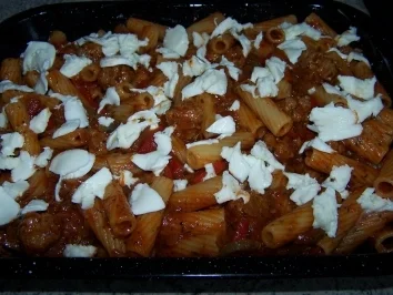 Rezept: Tortiglioni-Fleischbällchen-Auflauf Tortiglioni-Fleischbällchen-Auflauf - Rezept