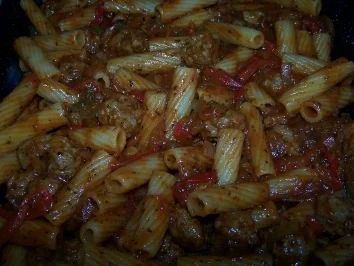 Rezept: Tortiglioni-Fleischbällchen-Auflauf Tortiglioni-Fleischbällchen-Auflauf - Rezept