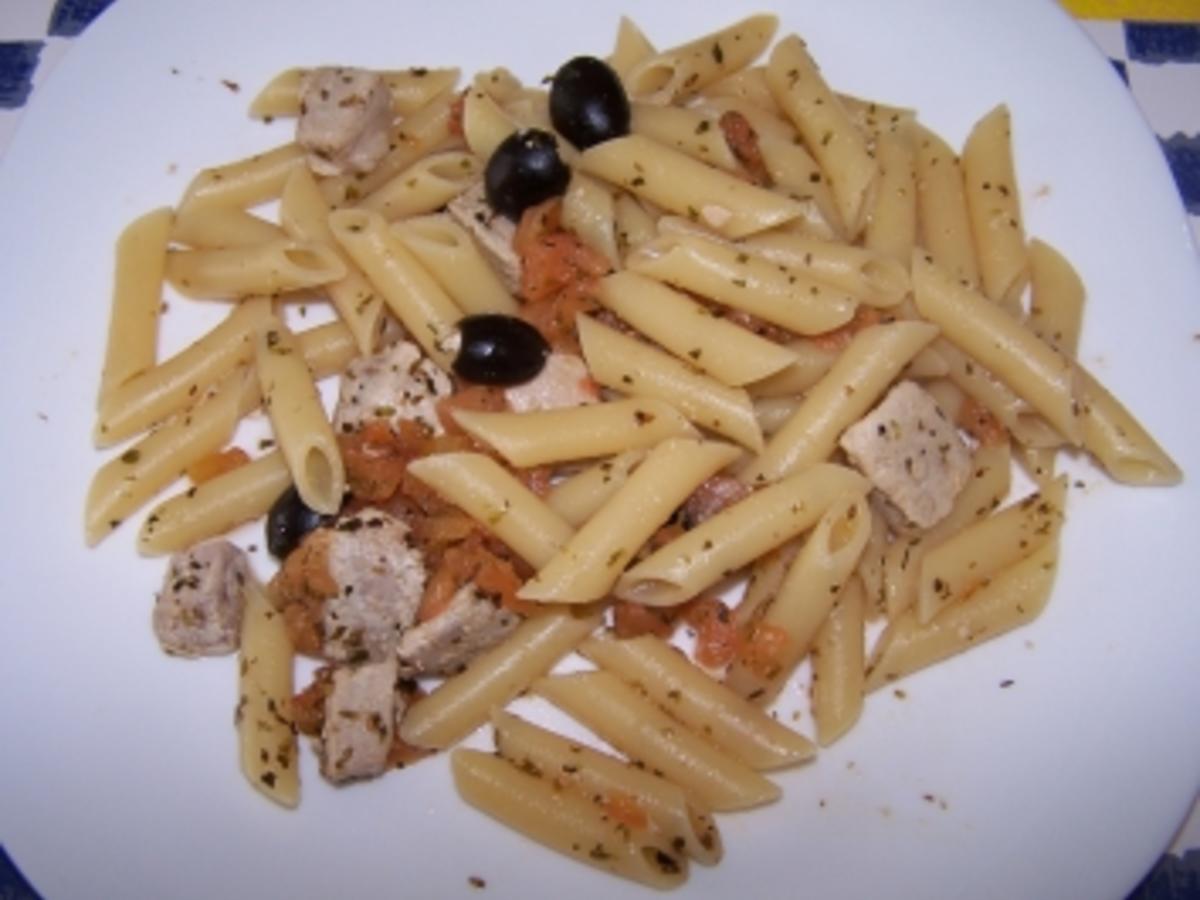 Penne mit Thunfisch Rezepte - kochbar.de Penne mit Thunfisch Rezepte - kochbar.de