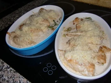 Rezept: HÄHNCHEN-ZUCCHINI-AUFLAUF IN SENFRAHM Bild Nr. 3 HÄHNCHEN-ZUCCHINI-AUFLAUF IN SENFRAHM - Rezept - Bild Nr. 3