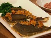 Gefüllte Scholle mit Blattspinat, Zitrone, Krabben, und Croutons - Rezept