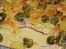 Rosenkohl-Kartoffel-Gratin auf Kasseler - Rezept