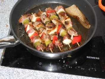 Rindsschaschlik ungarisch mit Wedges - Rezept - Bild Nr. 6