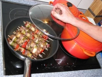 Rindsschaschlik ungarisch mit Wedges - Rezept - Bild Nr. 8