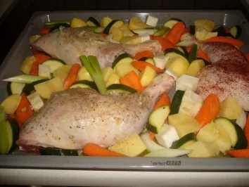 Hähnchenschenkel auf dem Backblech - Rezept - Bild Nr. 3