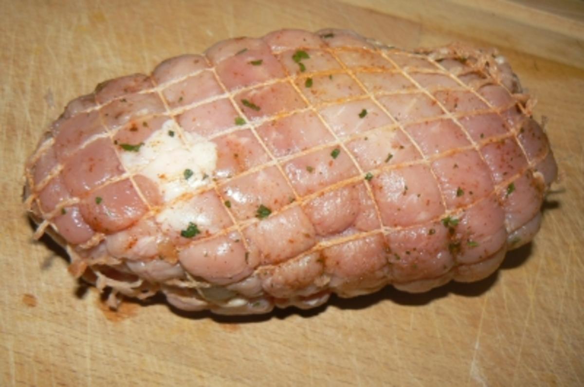 Herzhaft scharfer Schweinerollbraten mit Kartoffel-Petersilienpüree - Rezept - Bild Nr. 2