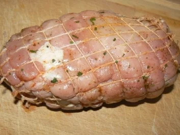 Herzhaft scharfer Schweinerollbraten mit Kartoffel-Petersilienpüree - Rezept - Bild Nr. 2