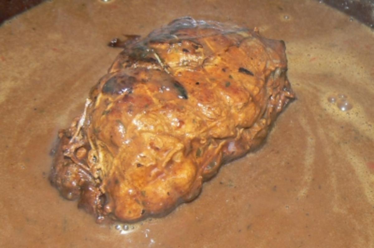 Herzhaft scharfer Schweinerollbraten mit Kartoffel-Petersilienpüree - Rezept - Bild Nr. 5