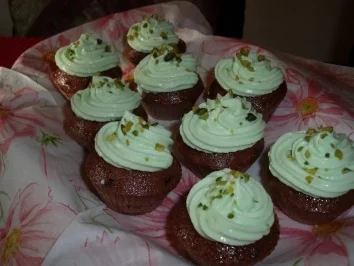 Rezept: Grundrezept - Cupcakes mit Topping Grundrezept - Cupcakes mit Topping - Rezept