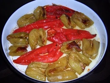 Gebackene Schmand-Paprika (bosnisch) - Rezept - Bild Nr. 2