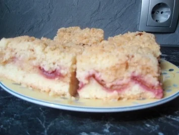 Rezept: Zwetschgen mit Marzipan und Streusel Zwetschgen mit Marzipan und Streusel - Rezept