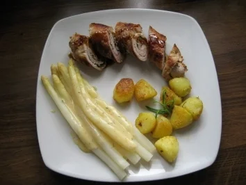 Schnitzelröllchen mit Schinken-Kräuterfüllung - Rezept