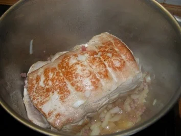 Rezept: Gefüllter Schweinerücken oder Spießbraten Bild Nr. 3 Gefüllter Schweinerücken oder Spießbraten - Rezept - Bild Nr. 3