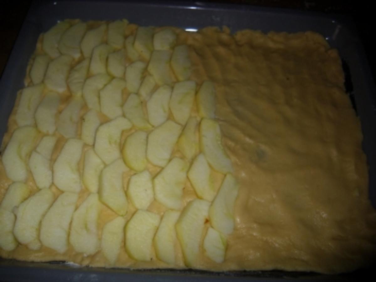 Backwerk: einfacher Obstkuchen vom Blech - Rezept - Bild Nr. 2
