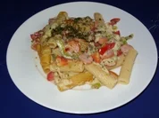 Nudelauflauf mit Gemüse und viel Käse - Rezept