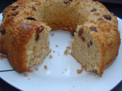 Rezept: Vanille Gugelhupf Vanille Gugelhupf - Rezept