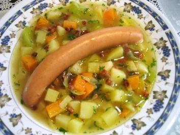 Rezept: Kartoffelsuppe - stückig ... Kartoffelsuppe - stückig ... - Rezept