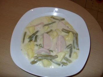 Rezept: Grüne Bohnensuppe Grüne Bohnensuppe - Rezept