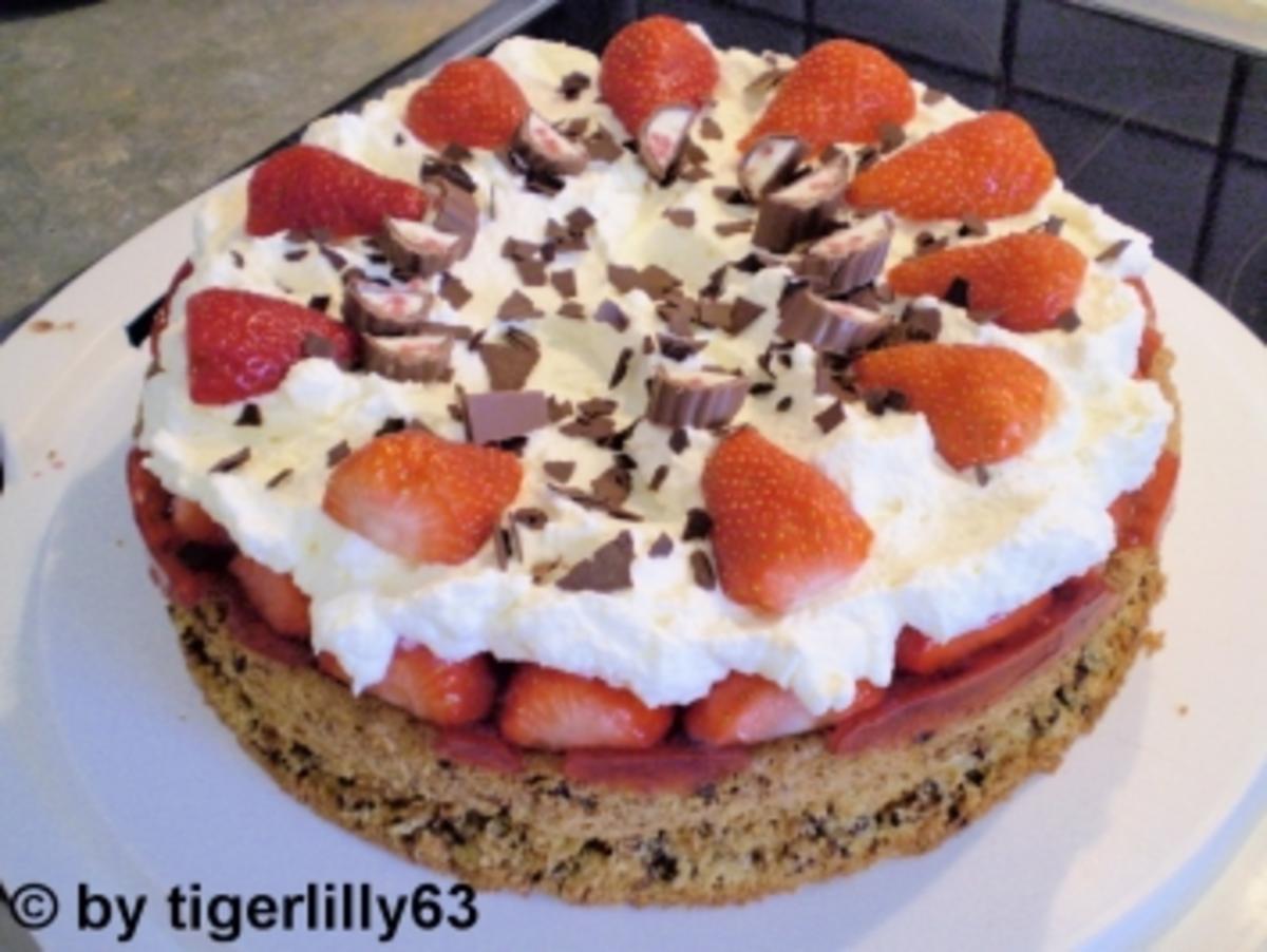 Erdbeer-Yogurette-Torte - Rezept