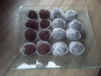 Pralinen: Schnelle Trüffel-Pralinen - Rezept