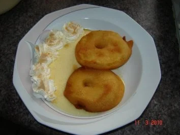 Rezept: Dessert : Apfelküchle im Bierteig Dessert : Apfelküchle im Bierteig - Rezept