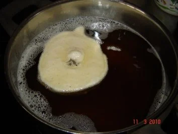 Rezept: Dessert : Apfelküchle im Bierteig Bild Nr. 6 Dessert : Apfelküchle im Bierteig - Rezept - Bild Nr. 6