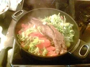 Schweinelende auf Gemüse-Champignonnest - Rezept