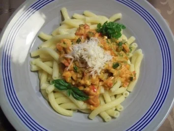 Rigatonelli mit feinem Gemüseragout - Rezept - Bild Nr. 9