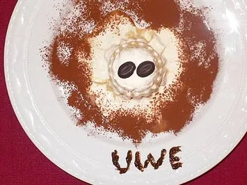 Kaffeeparfait mit Schaum von gerösteten Kaffeebohnen - Rezept