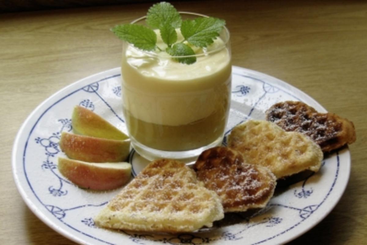 Vanillekrem auf Apfelmus - Rezept mit Bild - kochbar.de
