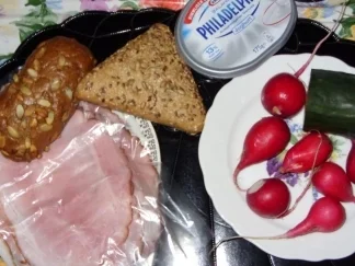 Rezept: Brotzeit-Brötchen Bild Nr. 2 Brotzeit-Brötchen - Rezept - Bild Nr. 2