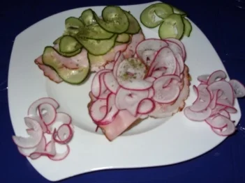 Rezept: Brotzeit-Brötchen Bild Nr. 4 Brotzeit-Brötchen - Rezept - Bild Nr. 4