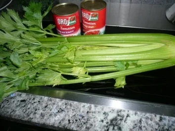 MEERESFRÜCHTE:Muscheln in Tomaten-Weißwein-soße mit Tagliatelle - Rezept - Bild Nr. 3