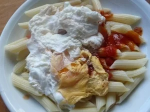 Rezept: Pizzakatzes verlorene Eier Bild Nr. 2 Pizzakatzes verlorene Eier - Rezept - Bild Nr. 2