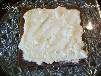 Rezept: Kuchen + Torten : Baileys-Espresso-Schnittchen Bild Nr. 5 Kuchen + Torten : Baileys-Espresso-Schnittchen - Rezept - Bild Nr. 5