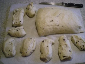 Rezept: Korinthen Weckerl Bild Nr. 8 Korinthen Weckerl - Rezept - Bild Nr. 8