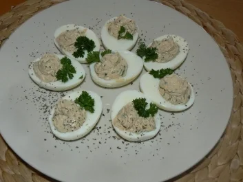 gefüllte Eier nach Kräuterhexen-Art - Rezept - Bild Nr. 5