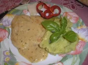 Putenschnitzel mit Apfel-Thymian-Soße - Rezept