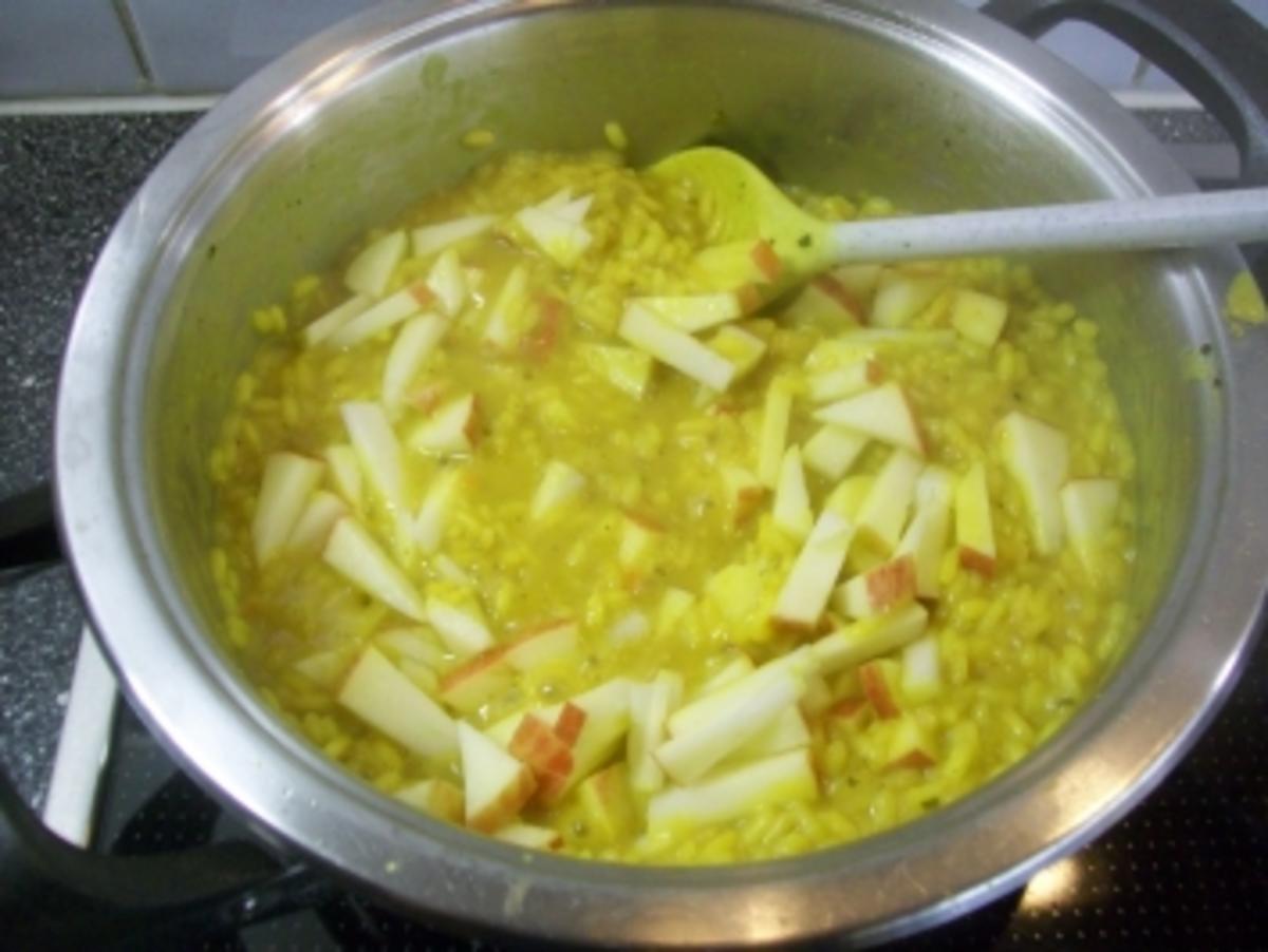 Hühnchenbrust mit Feigen und roten Zwiebeln an Curry-Apfel-Risotto - Rezept - Bild Nr. 8
