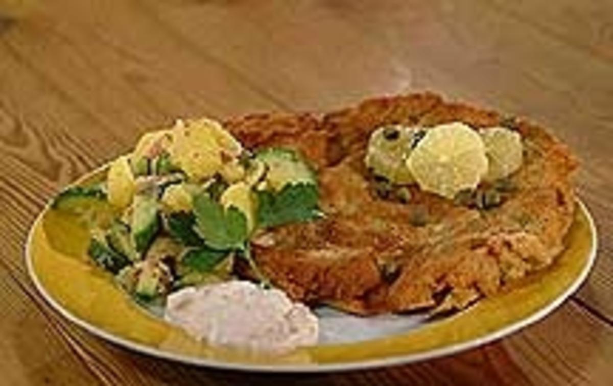 Wiener Schnitzel mit Kartoffel-Gurkensalat - Rezept