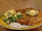 Wiener Schnitzel mit Kartoffel-Gurkensalat - Rezept
