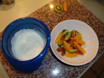 Avocado trifft Früchtchen zum Frühstück - Rezept - Bild Nr. 3