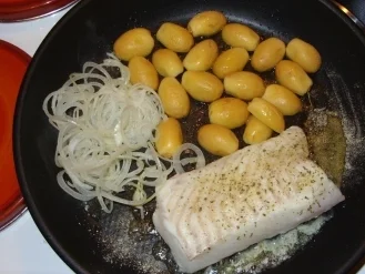 Rezept: Linda´s Herbstsalat mit Kabeljau-Rückenfilet und frischen Datteln Bild Nr. 3 Linda´s Herbstsalat mit Kabeljau-Rückenfilet und frischen Datteln - Rezept - Bild Nr. 3