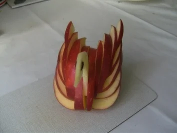 Rezept: SNACK - Uta's Apfel-Schwan Bild Nr. 2 SNACK - Uta's Apfel-Schwan - Rezept - Bild Nr. 2