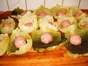 selbstgemachte Kohlrouladen aus Wirsingkohl - Rezept - Bild Nr. 3