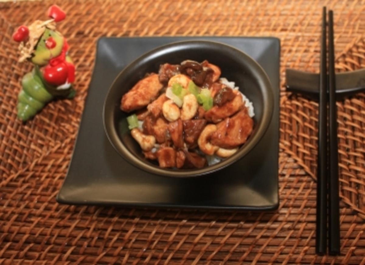 Hähnchen mit Cashewnüssen nach chinesischer Art - Rezept