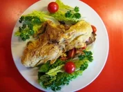 feines Schlemmerbrot, saftiges Rührei auf Bot - Rezept