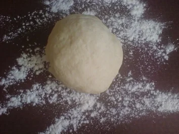 Rezept: Hefe-Hörnchen, schnell gemacht Bild Nr. 2 Hefe-Hörnchen, schnell gemacht - Rezept - Bild Nr. 2